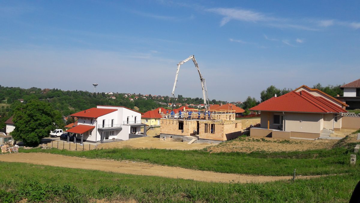 Modern családi ház, Kaposvár — beton alapozás